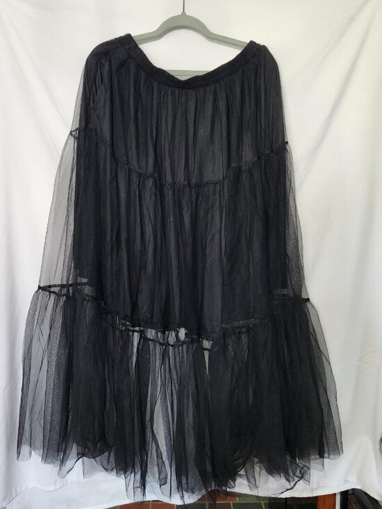 torrid Dresses & Skirts - Torrid Tiered Tulle Maxi Skirt Deep Black Size 1 Gothic Fairycore